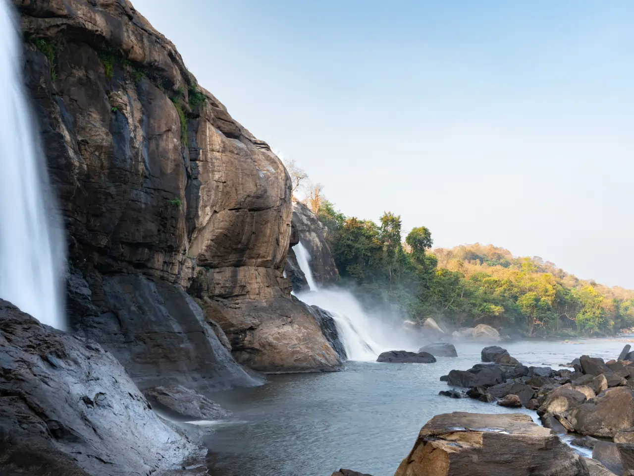 Athirappilly Taxi Service image