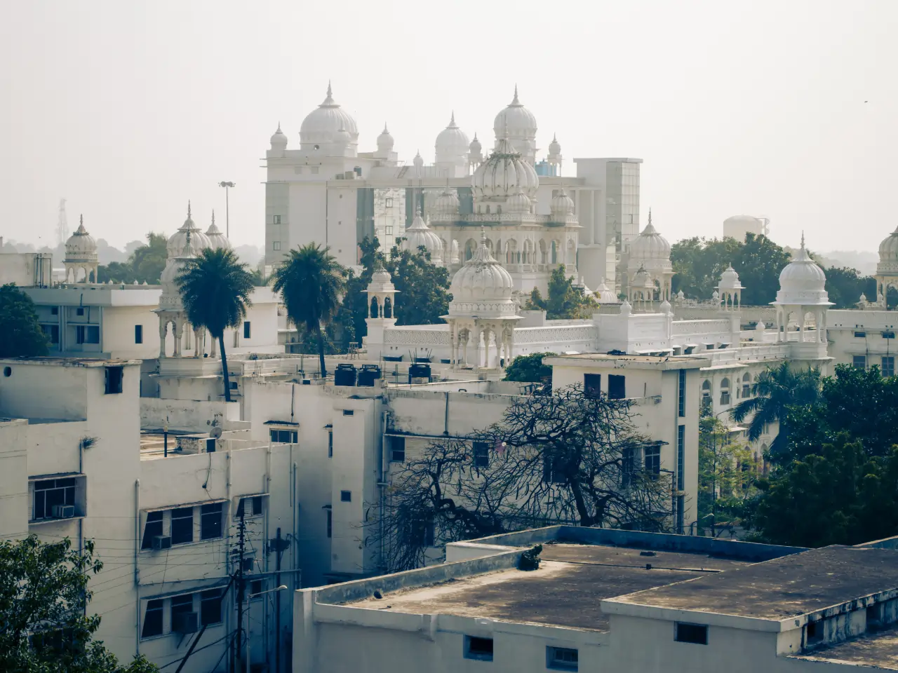 Balrampur Taxi Service image