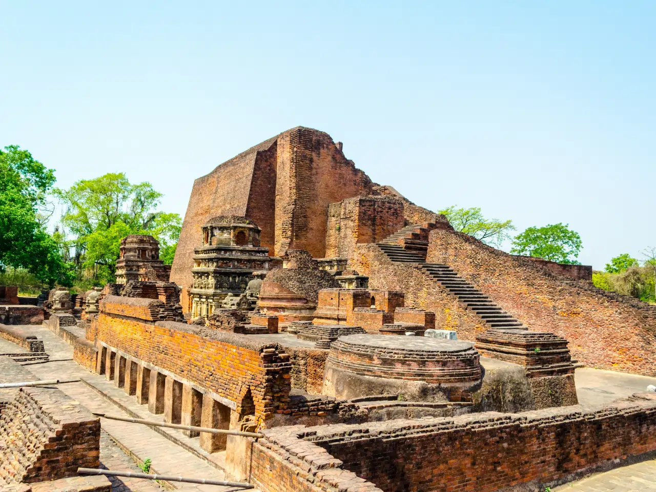 Nalanda Taxi Service image