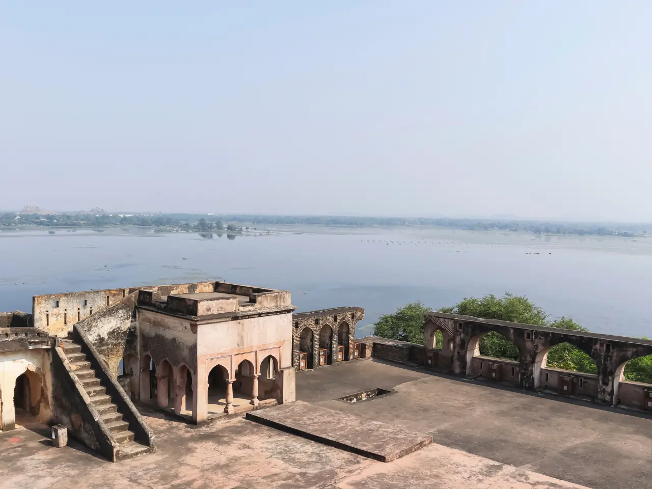 Shahjahanpur Taxi Service image