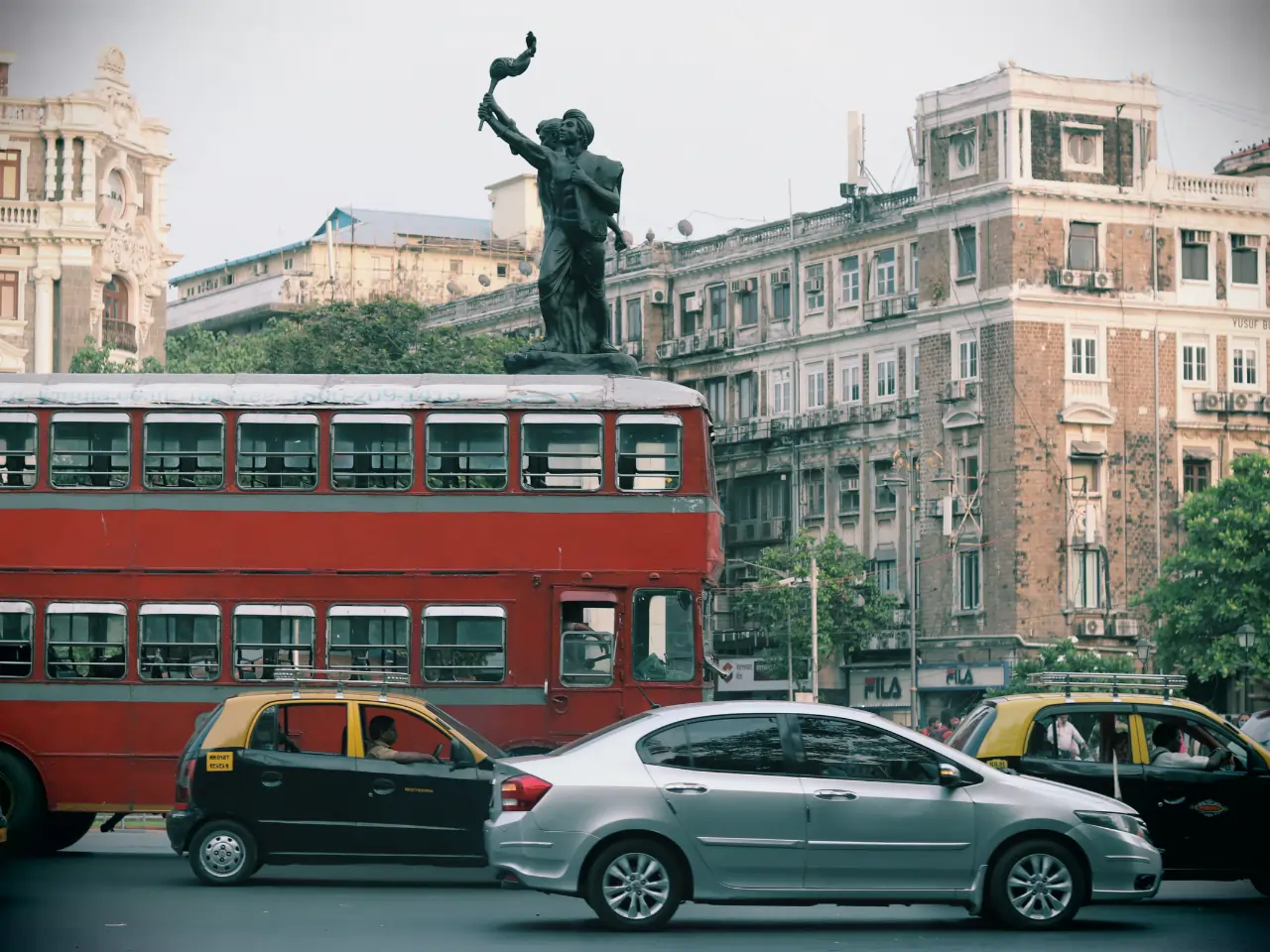 Ulhasnagar Taxi Service image