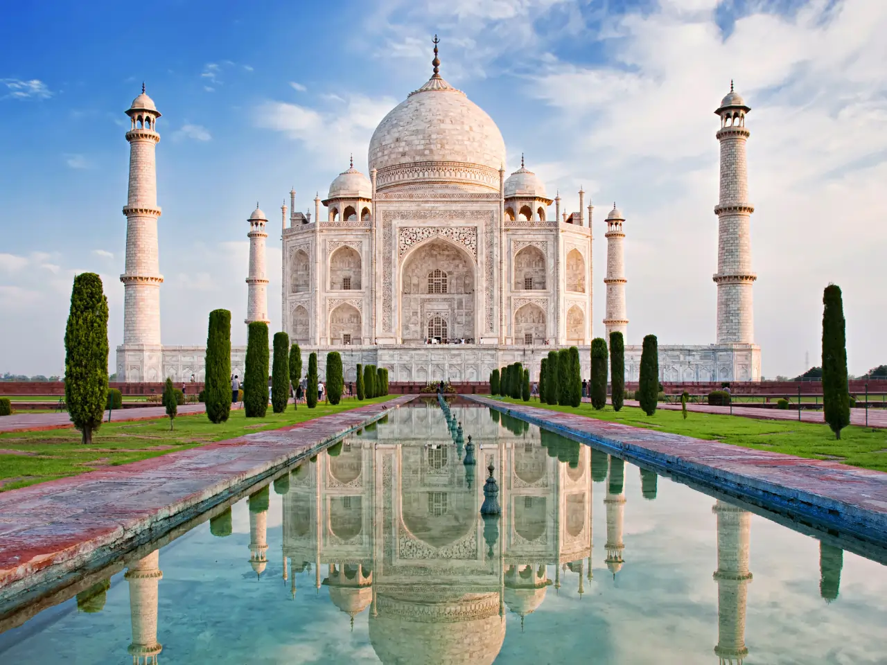 Taxi Services in Agra