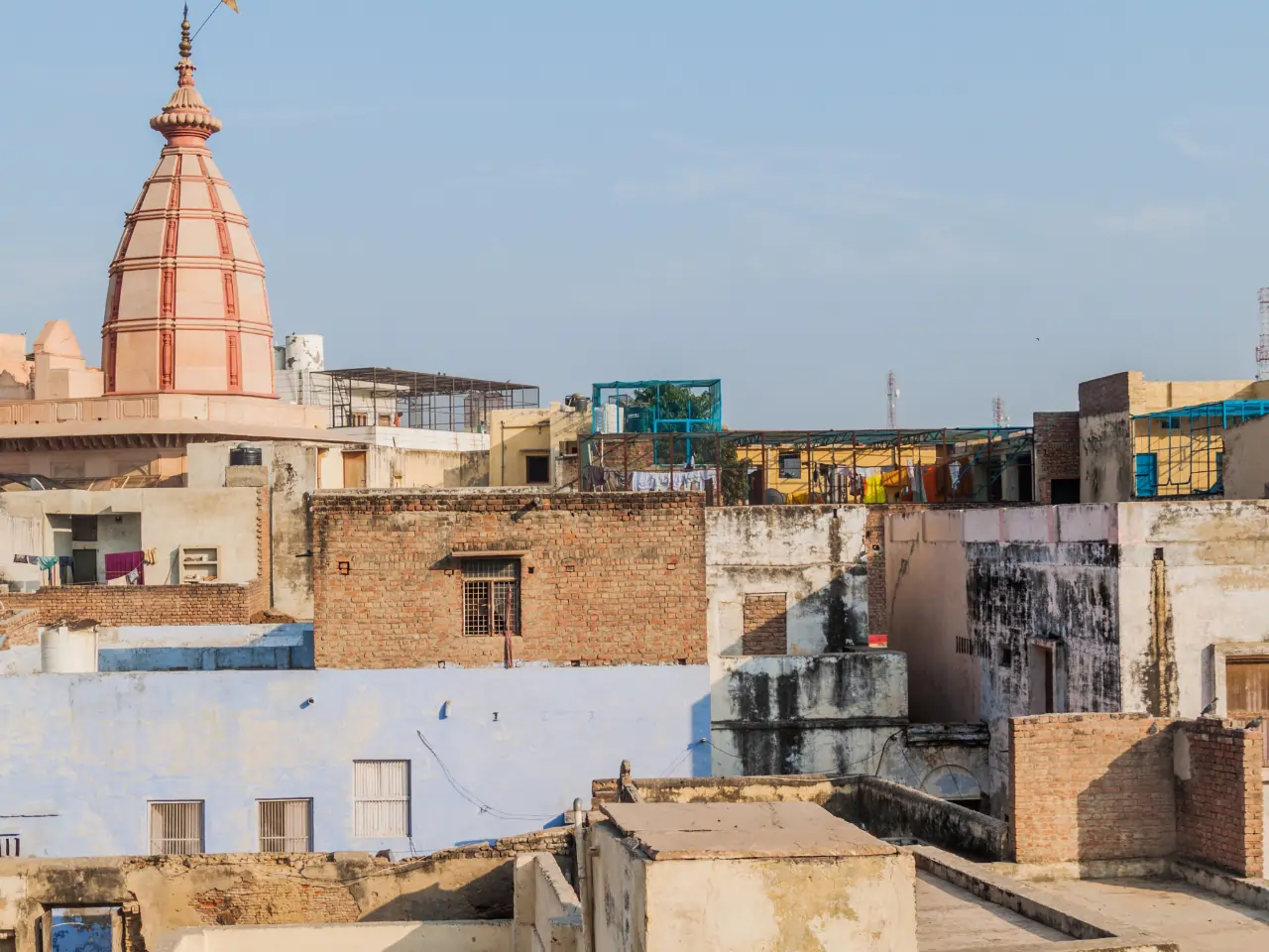 Explore Azamgarh Cab Service in Azamgarh