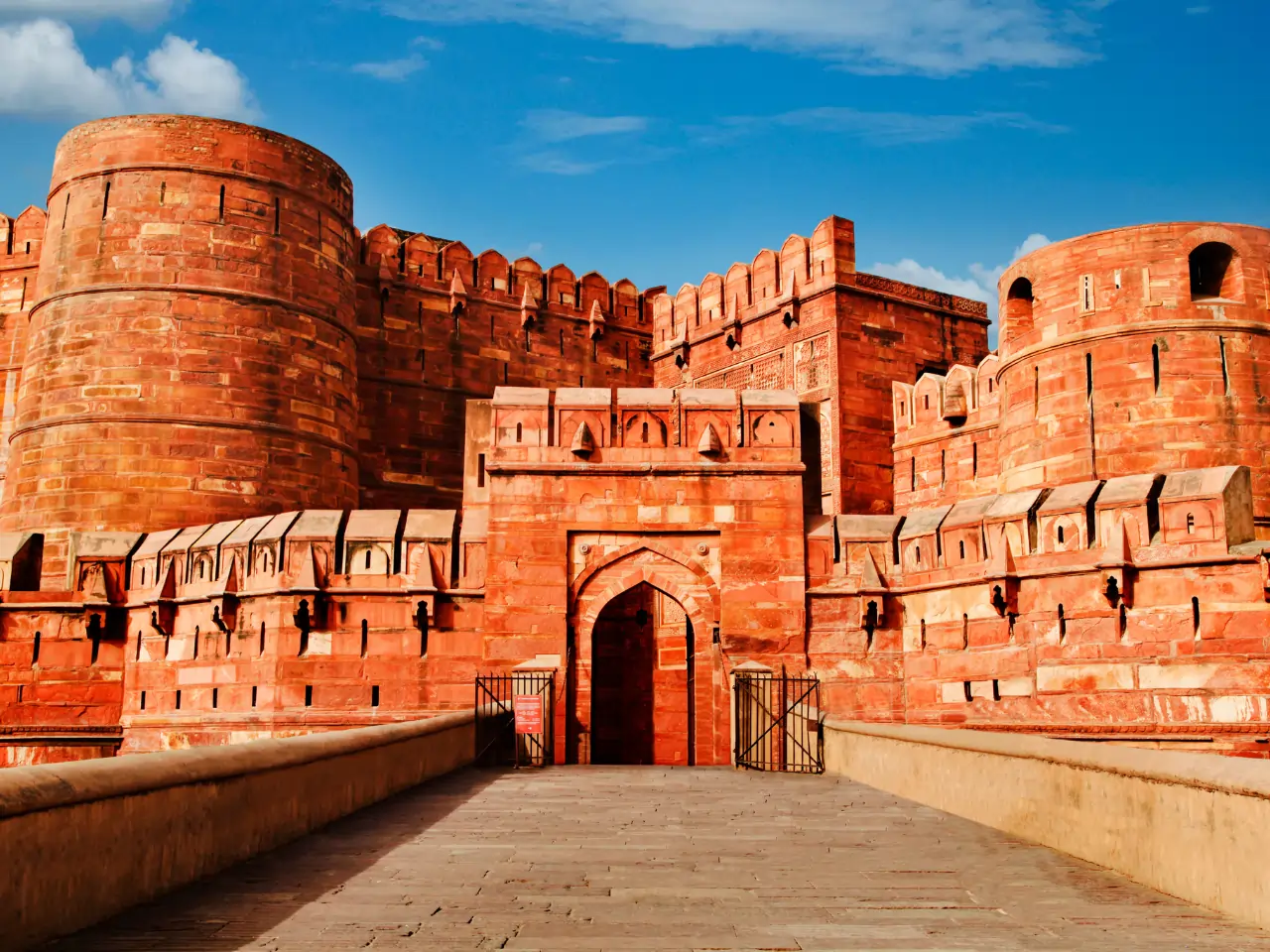 Visit farrukhabad Farrukhabad Taxi Service