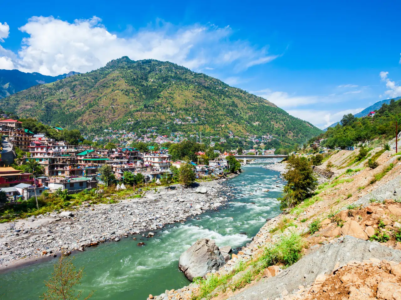 Explore Kasauli Cab Service in Kasauli