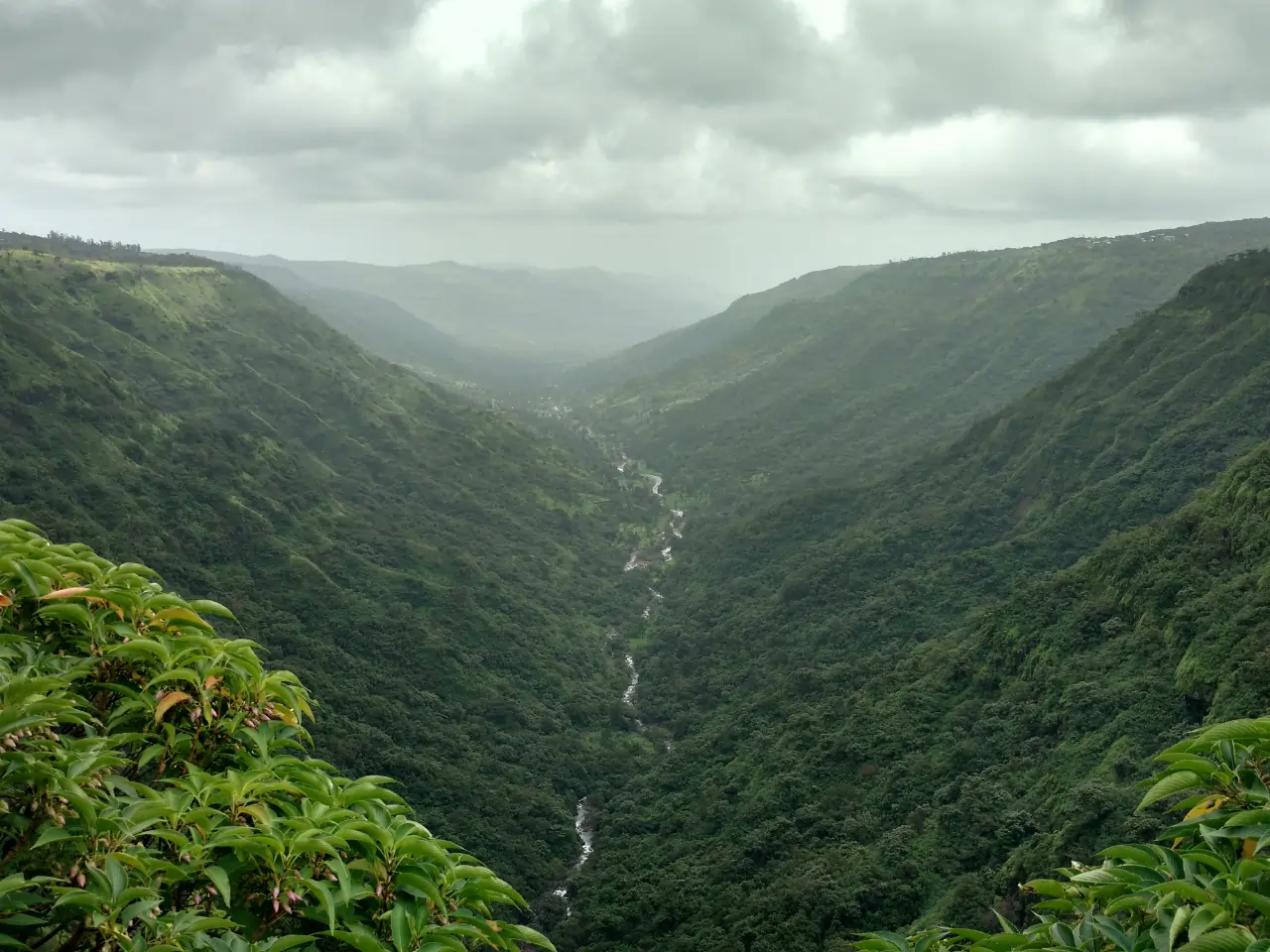Explore Panchgani Cab Service in Panchgani
