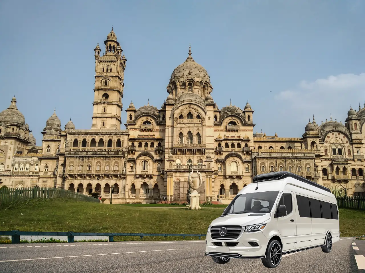 tempo traveller in Vadodara tempo-traveller-vadodara